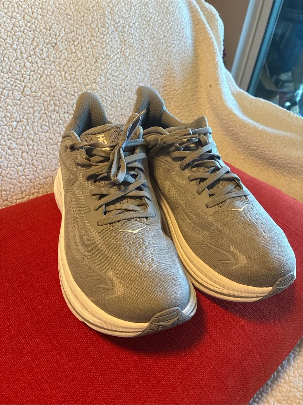 Hoka One One Clifton 10 Wide Men's Road Running Shoes Size 9.5 D Stellar Grey